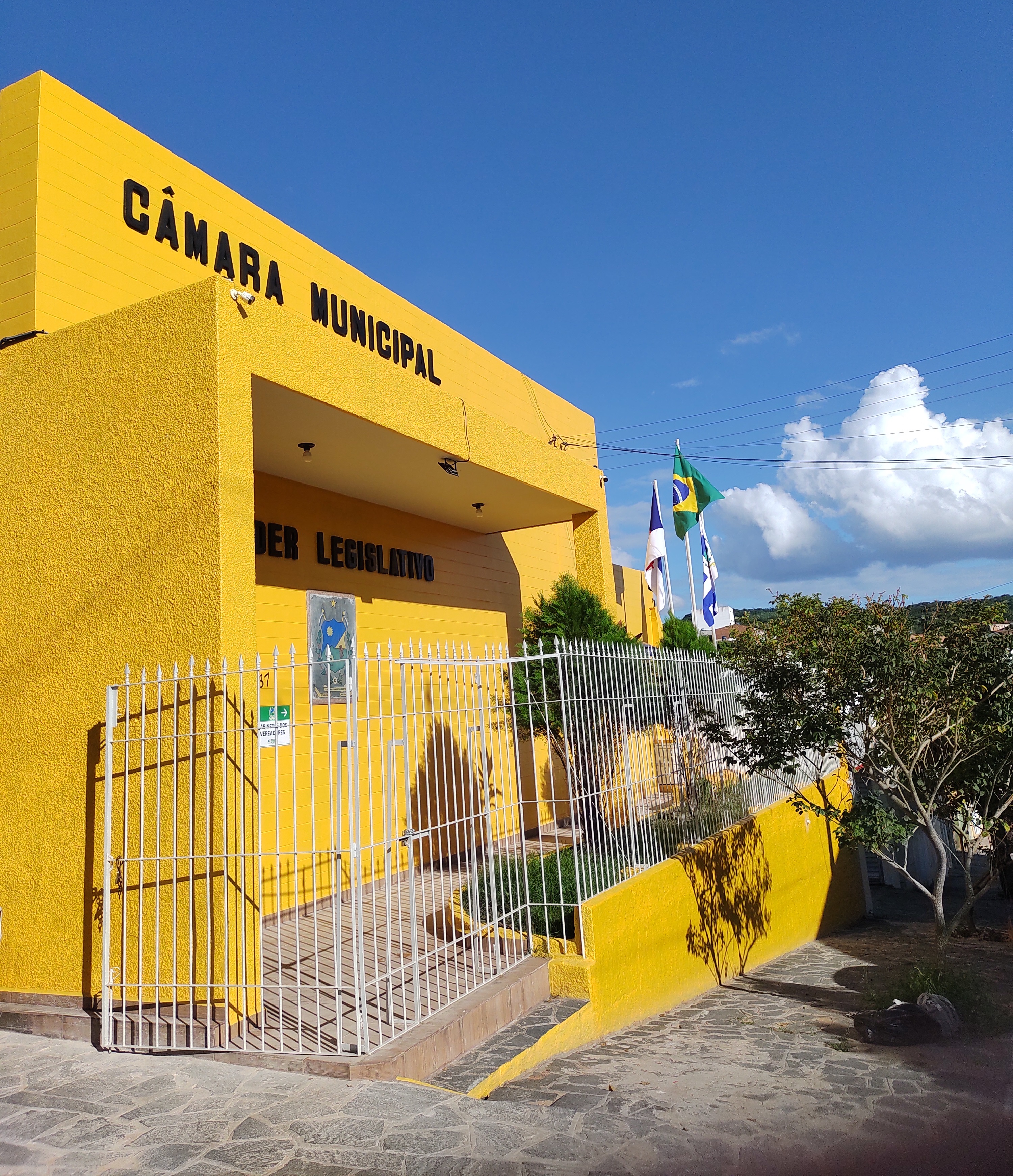 Câmara de Taquaritinga do Norte antecipa parcela do 13º salário dos servidores